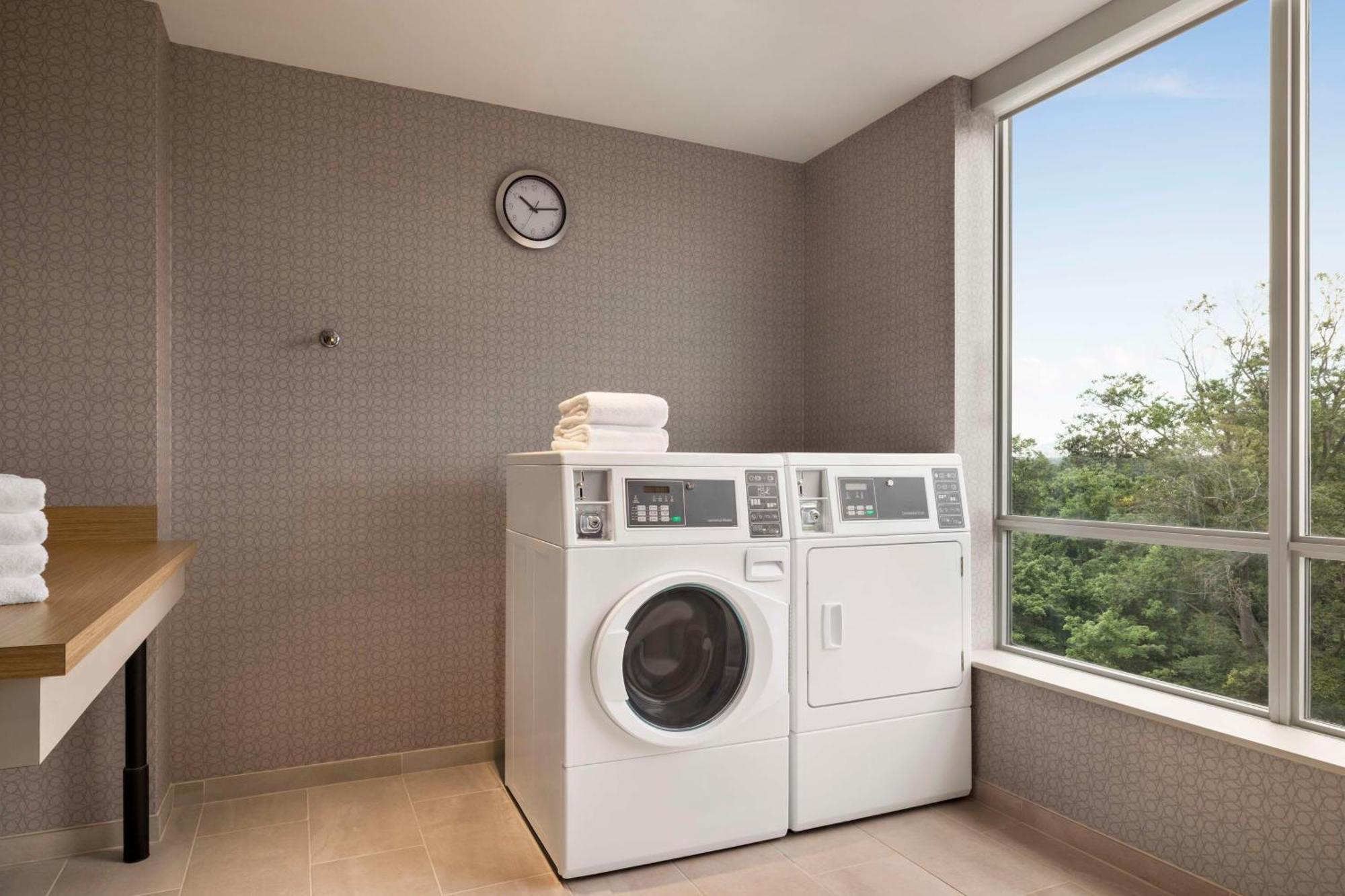 Hyatt Place Columbus Polaris エクステリア 写真